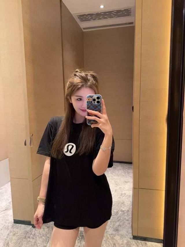 80 25Ss早春Lululemon露露情侣款乐蒙经典系列 - 印花短袖T恤明星穿搭款 280克全棉透气面料-前后经典印花工艺，前面经典Logo设计，时尚百搭，