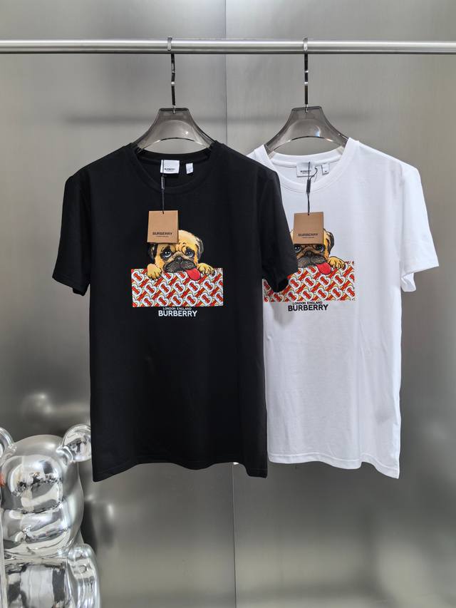 110【高端出品】 Burberry巴宝莉专柜新款胸前幸运狗短袖T恤 男女同款 高版本不挑年龄不挑身材不挑性别 面料手感非常舒服 质感超强 超级百搭好看的一款
