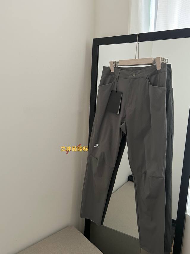 p190 kailas/凯乐石硅胶立体春季新款长裤 软壳户外功能科技面料，功能就不用说了，你想要的它都有。面料具有出色的防水防风性能！三合一防风防水效果，蕞主要