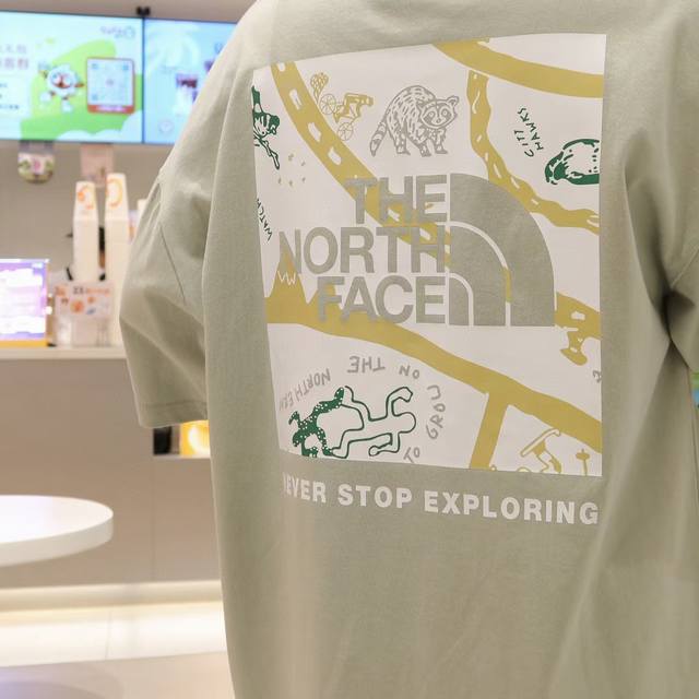 上新！80 最新款The North Face Tsa Sweat Hoodie I7Aw 北面户外透气短袖已出货 日本限定款，帅气值爆表，手感质感一级棒！胸口