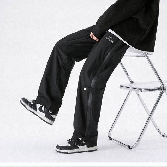 上新120 arc’Teryx/始祖鸟美式户外机能运动冲锋裤，四季百搭直筒拉链神裤，男女同款 绝佳出行穿搭必备百搭单品 甄选高品质三防户外运动面料，原单品质，腰
