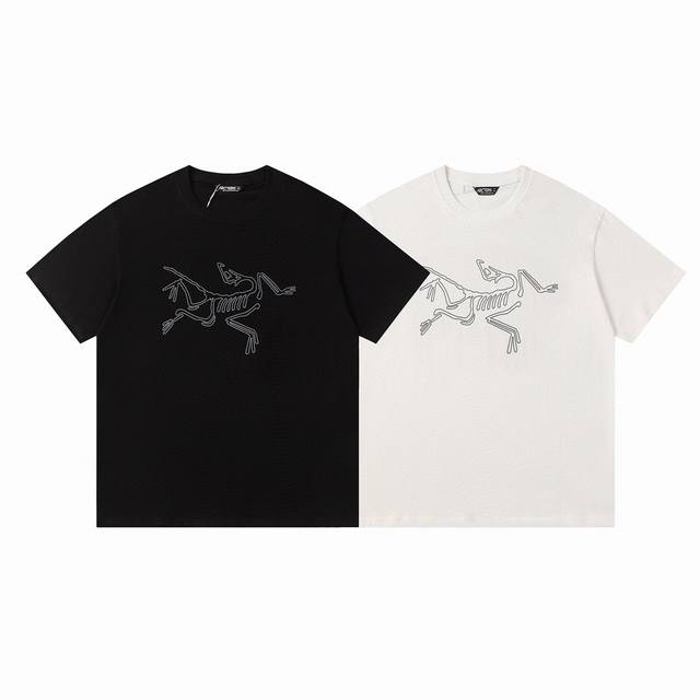 上新70 arcteryx/始祖鸟经典基础款胸前镂空大Logo情侣款短袖T恤，最火的鸟家系列，你值得拥有绝佳夏季穿搭必备单品 经典百搭永不过时系列，男女同款 情