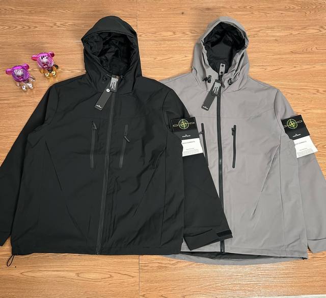 180 stone Island 石头岛拉链机能户外冲锋衣外套 【甄选品质 实拍可见】 面料采用高品质优质三防正品冲锋衣面料防雨防风设计 多处机能拉链设计 整件