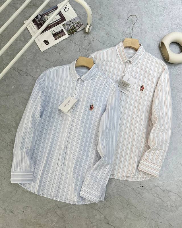 150 蒙口/Moncler剪刀标轻奢多彩条纹丝光衬衫2025年的春季款、对于蒙家的衬衫大家应该都有一些了解、 此款衬衫走线工整细致 并且风范十足 不论是内搭还