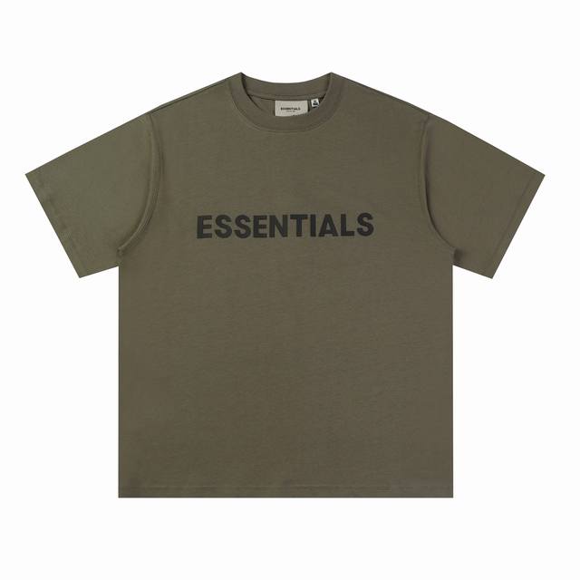 【灰褐色】 P80 fear Of God Fog复线Essentials 胸前硅胶字母Logo短袖T恤 原厂面料 克重240G，细节上的设计处理都是精心制作