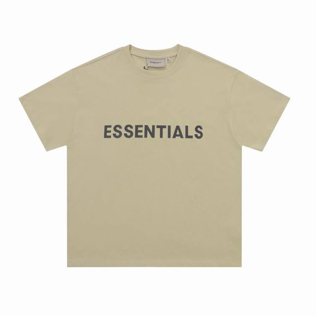 【驼色】P80 fear Of God Fog复线Essentials 胸前硅胶字母Logo短袖T恤 原厂面料 克重240G，细节上的设计处理都是精心制作 高品