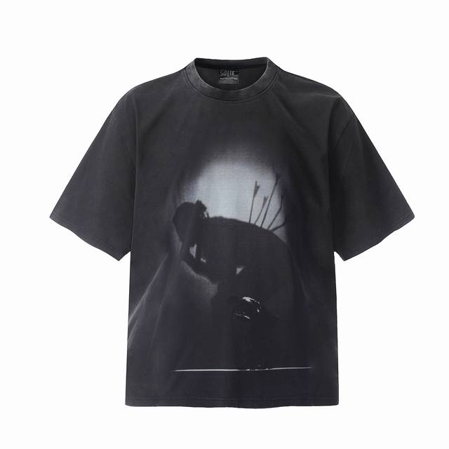 #Vt9226 P80 travis Scott斯科特联名Utopia Tour乌托邦巡演惊悚人像数码直喷印花复古水洗做旧短袖T恤 小领口设计 白墨数码直喷印花