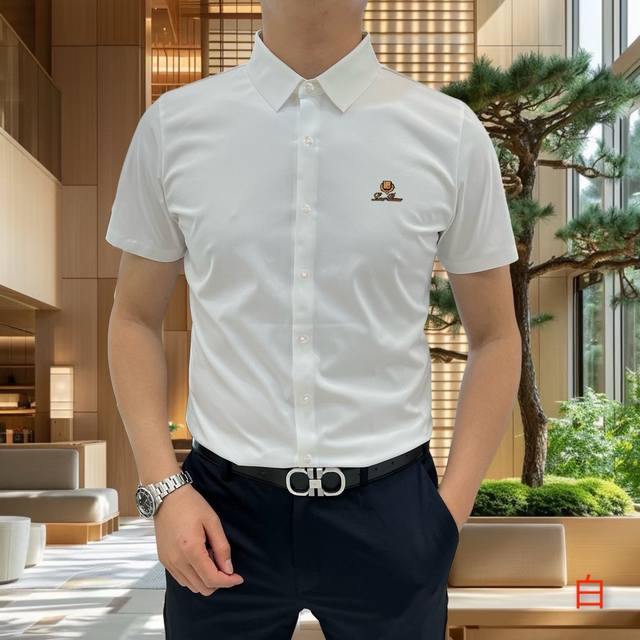 p180 Lp 诺悠翩雅2025早春新款男士原单休闲短袖衬衫 官网同步发售 简洁时尚百搭 高端品质无缝切割包边 烫印字母Logo图案设计 定制进口锦氨天丝棉面料