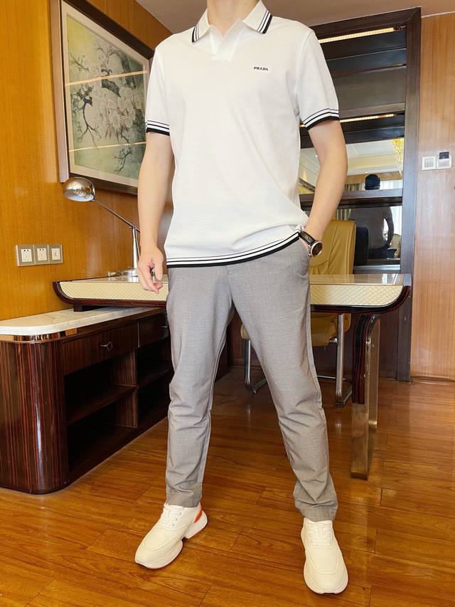 杰尼亚-2025专柜最新款休闲西裤到货 欧美专柜热销单品！精选意大利进口定制精棉+再生纤维面料搭配直筒修身设计，后腰侧的英文和定制纽扣彰显韵味 商务休闲精品。尺