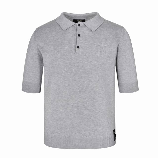 p170【独家供应】 fendi 24Ss 双F压花毛织Polo衫（灰色） 原9,300购入，采用高质纯棉14S细针织片，德国进口挂毛机织片而成，织线原衣对色，
