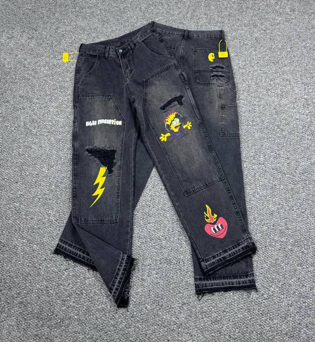 p160 款号：H773 carhartt & 卡哈特 25Fw 辛普森阔腿伐木工装牛仔裤 整体剪裁采用了立体结构剪裁 拼接工装视觉效果极佳，工装设计，简约而不