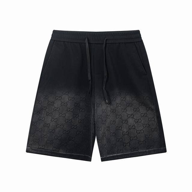 100 2025 Gucci 古驰 新款针织短裤，定制面料，针织工艺刺绣Logo。 版型紧致立体，直条纹拼接，定制裤绳五金质感强，顺滑，上身舒适透气，凹凸有型