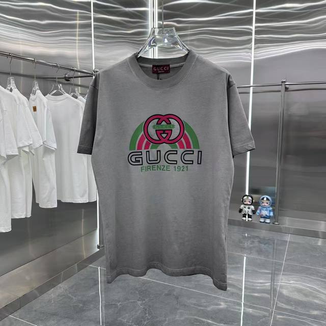 p100 Gucci 2025春夏新款 洗水做旧 短袖T恤 植绒厚板硅胶工艺 男女同款宽松版 S M L Xl Xxl 五个码 黑色 灰色 咖啡色