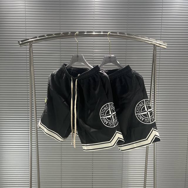 特价P80#K111 码数 M13 无质量问题不退换 stone Island石头岛24Ss夏款侧边罗盘大刺绣Logo织带短裤 原版打造 基础百搭 全身撞色处理