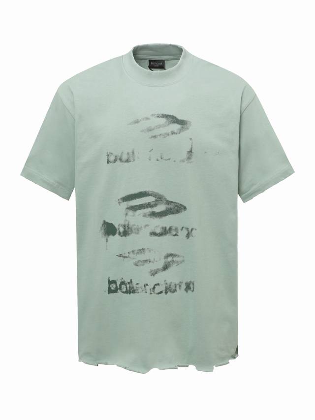 p100 balenciaga巴黎世家磨破白墨涂鸦短袖 yb定织定染面料、颜色印花、版型限量款 面料采用进口机器织造而成，布面纹路的独特性创造出完美的成衣效果面