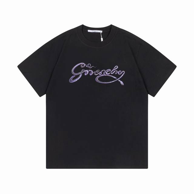 p100（隔天出） givenchy 纪梵希 2025新款 蛇年限定 蛇型字母Logo 男女同款 短袖T ·定制300克100％双纱纯棉面料 ·定染32支双股螺