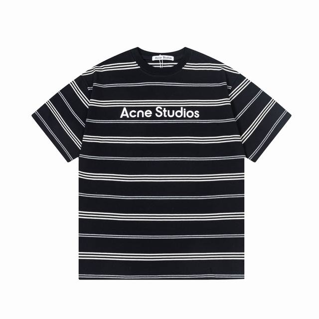 p110 高品质 Acne 25Ss新款条纹短袖T恤 面料选用优质精密平纹棉质，摸起来超级舒服穿上身超级透气，早春必备单品条纹图案超级吸睛，让人一眼爱上！谁卖谁