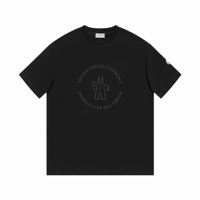 90 moncler 蒙口 新款立体厚版工艺短袖T恤 *定制280克全棉面料，面料柔软，亲肤舒 *非常简约大气的一款 无论是上身舒适度都是无可比拟的存在，诠释你