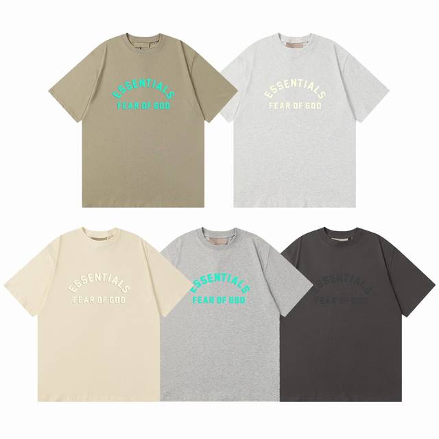 f067# P60 新款2025Ss Fear Of God Essentials 胸前立体硅胶印花宽松短袖T恤 高品质！！原版定制面料，原厂品质！！ 做工细节