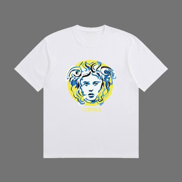 p90 高端品质 versace 2025Fall 春夏系列 彩色美杜莎人头短袖T恤 区别普通印花 定织270G32支双纱纯棉面料 宽松版型 男女同款 size