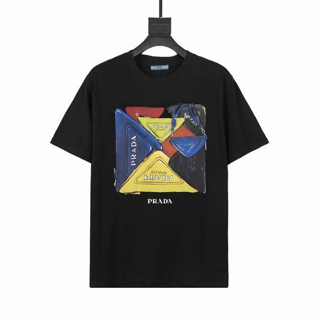 ff526#P90 顶级高品 prada 普拉达短袖T恤 高端32S双纱280克面料 印花采用超高品质不脱胶工艺 超高克重高密度超高品质 经过高温缩水定型 毛料