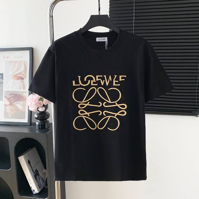 款号：W806 P90 loewe 罗意威 Logo字母刺绣短袖 logo标识精致 原版面料 官方同款 短袖T恤 定制280克同缸染纯棉双纱面料 手感非常舒服