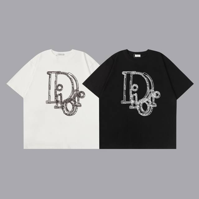 239#P60 【长期现货】 Dior 迪奥 24Ss专柜同款圆领短袖T恤～～胸前撞色Logo设计～定制棉质260双纱面料～ 厚板立体！衣服偏厚使整体高透气和柔