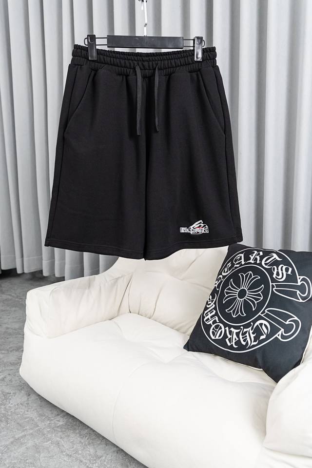 70 款号 Q20 balenciaga 巴黎世家刺绣字母 Logo 绣花休闲短裤 color：黑色 白色 size：M L Xl 2Xl 独家定制客供380G