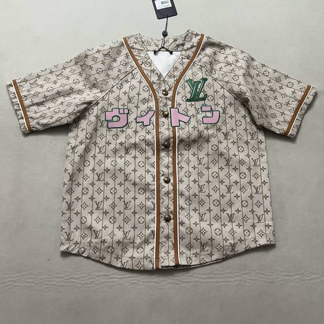 p220 lv满印绣花字母短袖和服衬衫