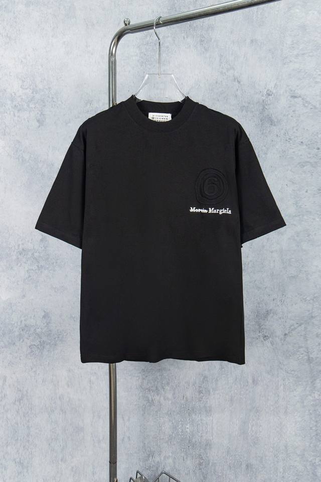 款号：M016#P90 maison Martin Margiela 梅森马吉拉25Ss 印花刺绣款短袖T恤 yb一比一开发 100%棉 采用订色订染毛圈纯棉衣