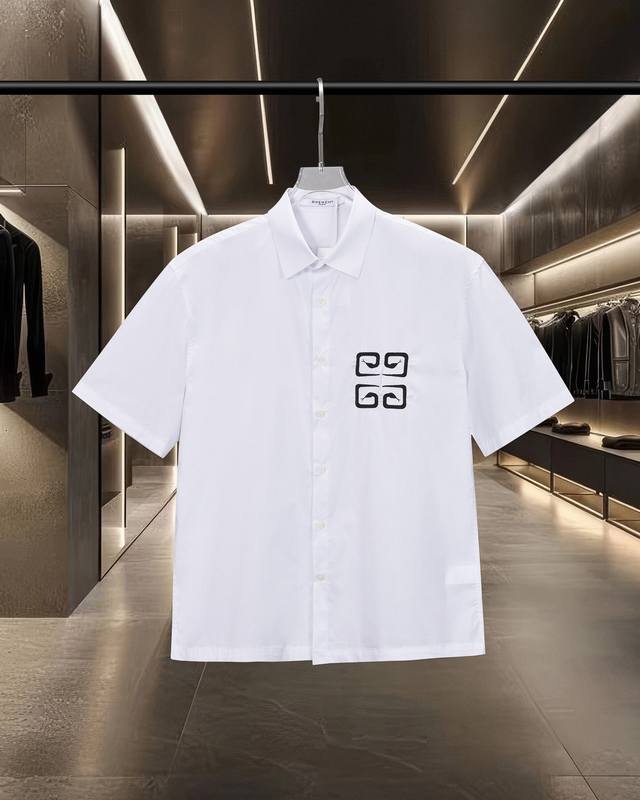 180 Givenchy 纪梵希 Gvc 爆款来袭 蛇年经典款胸前后Logo刺绣字母绣花短袖衬衫 2025Ss官网新款短袖 衬衫 衬衣，精美发泡工艺 高端版本，