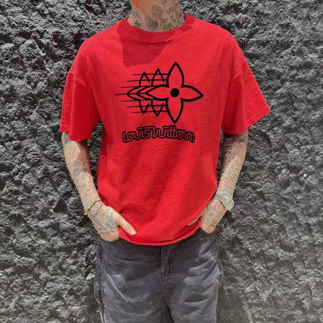 p100 1V路易家25Ss 大师亲手设计潮牌新品印花圆领短袖T恤 春夏最新柜同步 Os落肩版型 300克重全棉 时尚又个性 超级百搭好看的一款 男女都非常合适