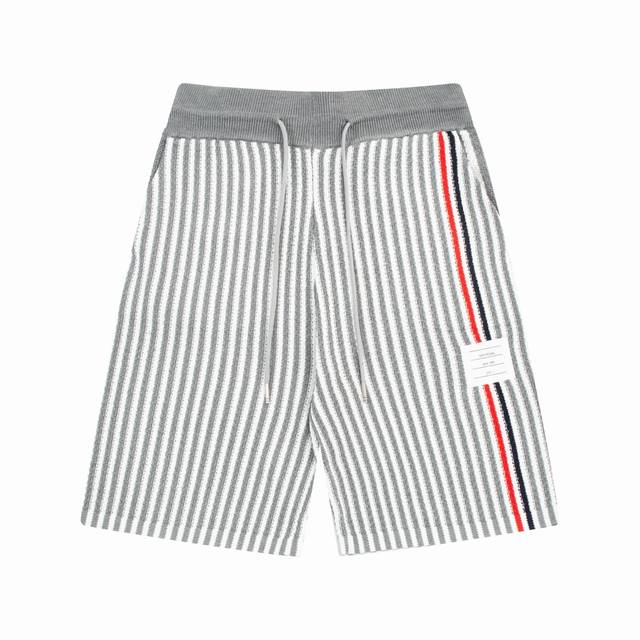 120 Thom Browne 2023Ss新款针织短裤，定制面料采用威化布织法，提花针织工艺，版型紧致立体，直条纹拼接，定制裤绳五金质感强，顺滑，上身舒适透气