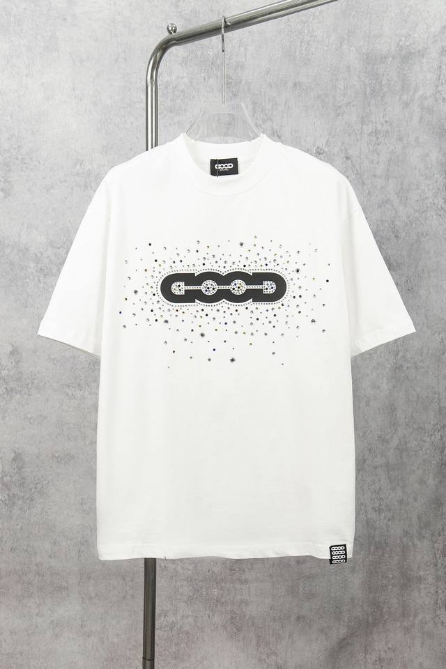 款号：D008#P100 goodbrand 25Ss 缤纷夏日烫钻短袖T恤 yb一比一开发 100%棉 采用订色订染毛圈纯棉衣面，250G双股双纱，手感舒适