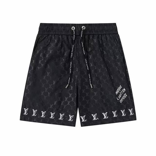 p110Lv..2025最新款 五分短裤.带内网.Logo刺绣.沙滩裤 沙滩旅游必备 高订制原版五金！ 上身效果超正，腿部线条完全得到彰显，全客供进口速干面料