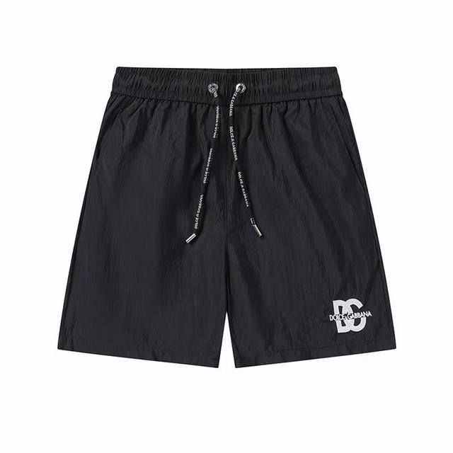 p110Dg..2025最新款 五分短裤.带内网.Logo刺绣.沙滩裤 沙滩旅游必备 高订制原版五金！ 上身效果超正，腿部线条完全得到彰显，全客供进口速干面料