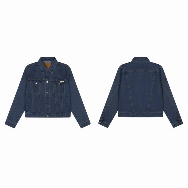 200 白底图 【热门单品】 款号：25032# 颜色：深蓝色 尺码：S-Xl -Calvin Klein/卡尔文 热门单品Jennie明星系列外缝贴标深蓝色短