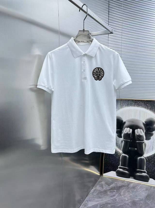 p120，克罗心[强] 夏季新款T恤翻领短袖Polo衫，专柜定制面料 透气舒适度高，细节无可挑剔，品牌元素设计理念，体现高品质。手感细腻柔软！呈现休闲裁剪，上身