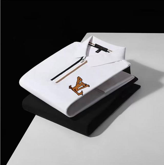 p120，〖 路易威登 Lv 〗 夏季新款T恤翻领短袖Polo衫，专柜定制面料 透气舒适度高，材质:69.7%棉 26.4%聚酯纤维 3.9%氨纶 款式:通款细