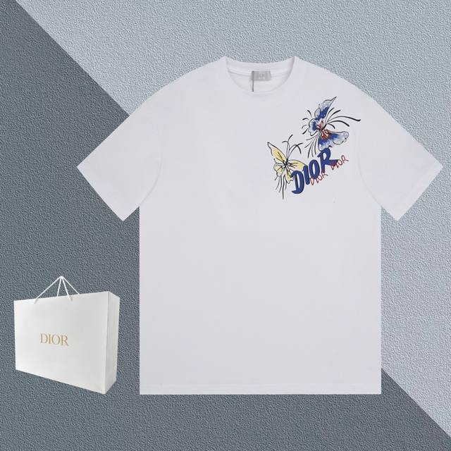 p100 Dior 迪奥 2025Ss夏季新款印花字母Logo圆领套头休闲短袖T恤 采用240克双纱纯棉面料 对色定染、面料螺纹同缸无色差。面料柔软抗皱纱线制成