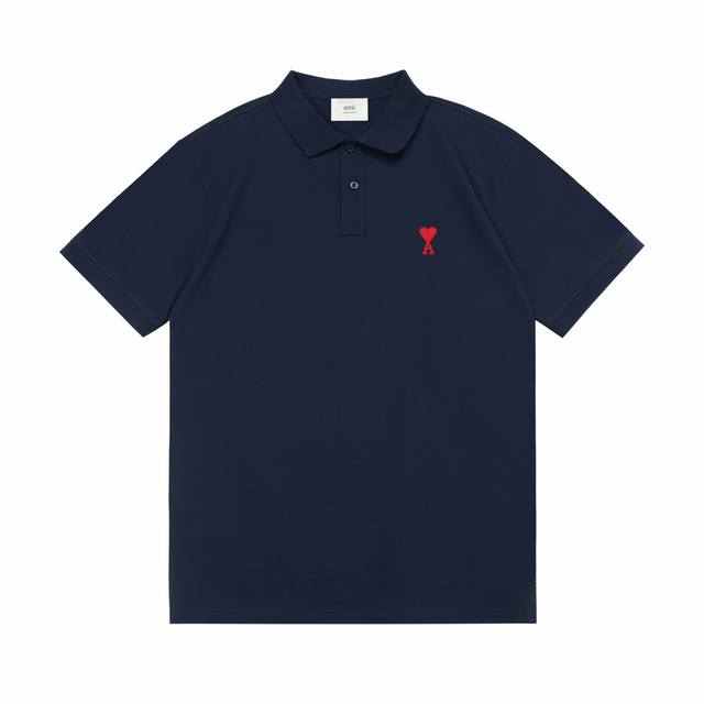 p110 Ami 2025新款 爱心刺绣Logo 情侣款 休闲Polo衫 ·定制珠地棉面料 ·进口田岛机刺绣工艺 ·领标吊牌主唛三标齐全 颜色：深蓝色 尺码：M