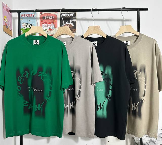 50 尺码：S M L Xl 追求品质 高端面料 绝对保证质量！面料使用230G克双纱全棉毛圈面料，纹路清晰可见，质感柔软细腻光滑，垂感十足！绝不退色！有一定厚