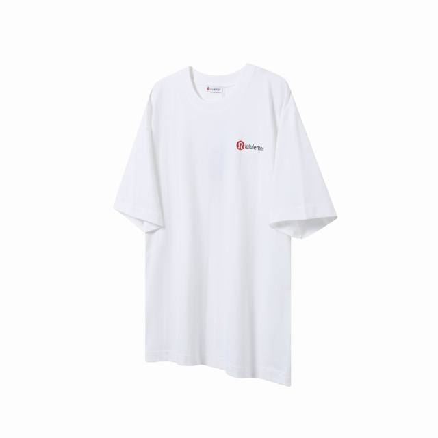 100「L14」 lululemon/露露 25Ss小标印花标识短袖T恤 面料采用280克重精梳棉，定制32支1*1螺纹，成衣两遍水洗处理，面料舒适亲肤无异感，