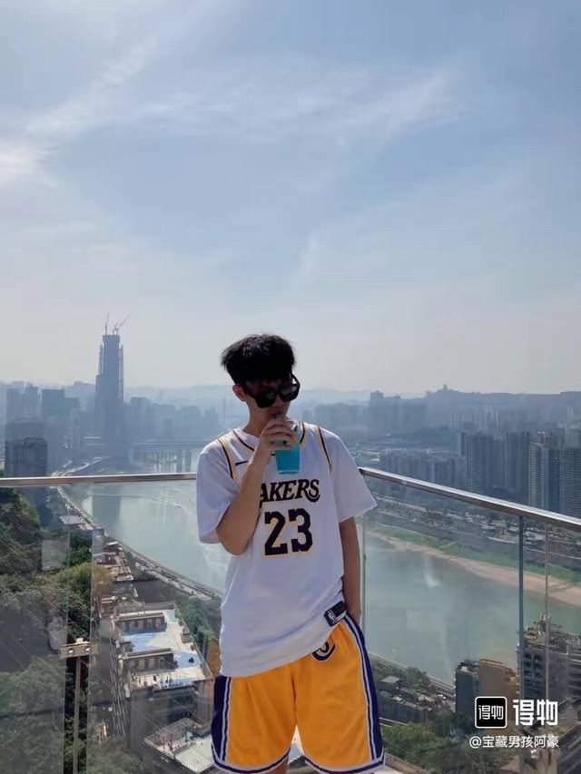 70（款号S23）【顶级刺绣版本】 模特上身图 Nike Nba Lebron James 勒布朗詹姆斯詹皇球衣 陈冠希李易峰各路大神上身同款 la洛杉矶湖人队