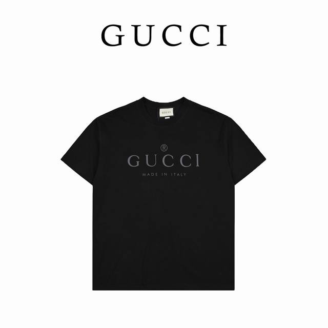 本地自取170 gucci 23Ss春夏新款 简易Logo短袖T恤 32支双纱面料克重230克纯棉重磅营造的 纺织密度高 垂感佳 不易变形 厚织感加上紧密纺纱工
