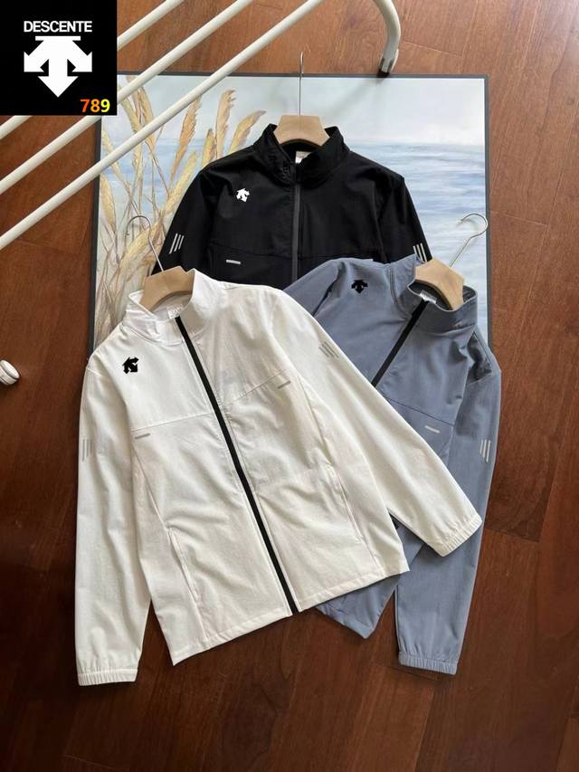 p200 迪桑特户外跑步风衣 男女同款轻薄透气 速干运动外套训练服 防风长袖拉链外套 轻量防水透气 高版本顶级面料G指定客供面料 有效散热排汗，带弹性，轻便防水