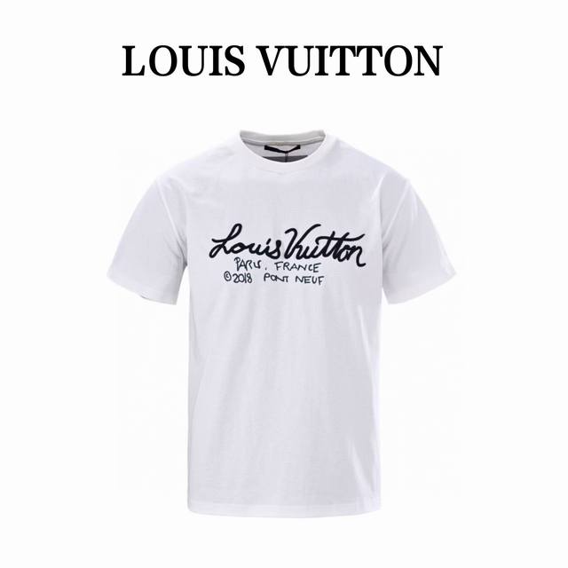 本地自取170 louis Vuitton Lv 签名刺绣印花短袖T恤 正品6994购入，采用16支双股精疏麻棉290克面料，2*2双纱拉架罗纹，胶桨印花，进口
