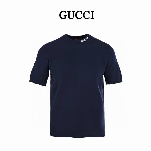 本地自取210 gucci古驰Guc 领口嵌花针织短袖T恤 定织瑰丽高捻天丝棉绒料，嵌花提花织法，通过交织不同颜色的纱线，在织物上形成Gucci图案和纹理，精细