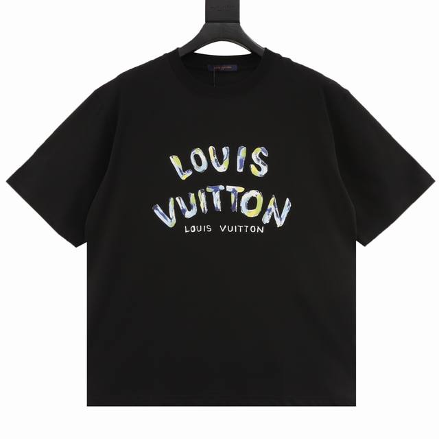 120 louis Vuitton/路易威登 25Ss 迷彩字母Logo印花短袖T恤 定织定染260克进口原版面料,搭配32支1×1棉盖丝罗纹 专柜7160元购