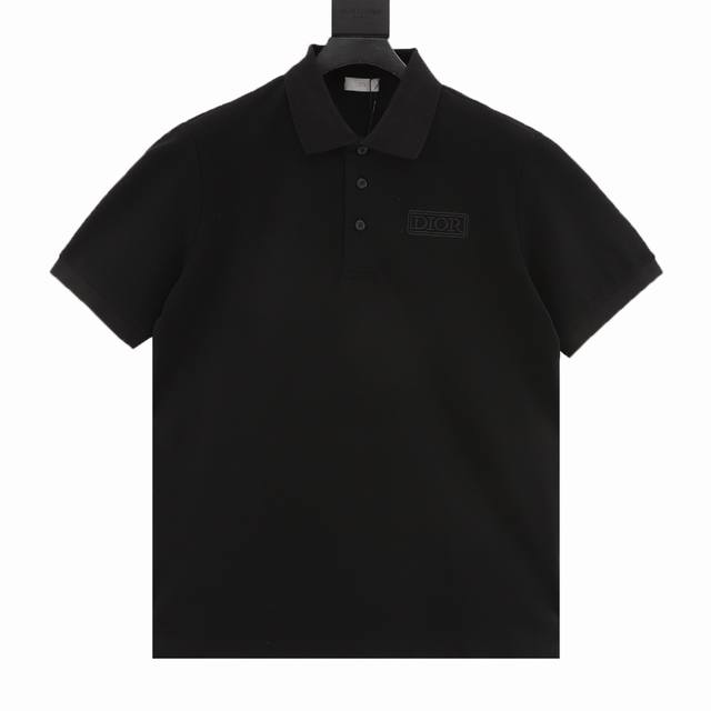 160 dior/迪奥 方标Cd刺绣字母短袖Polo衫 原版品质，欢迎对比。纯棉珠地棉面料经典款Polo衫，经典爆款系列，图案装饰让商务休闲风增添了俏皮的色彩，
